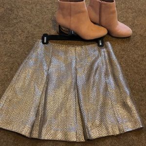 Banana Republic Sz 2 Pleated Skirt NWOT